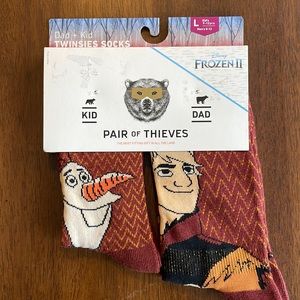gift Set: 2 pair Disney Frozen II matching socks NWT
Stocking stuffers